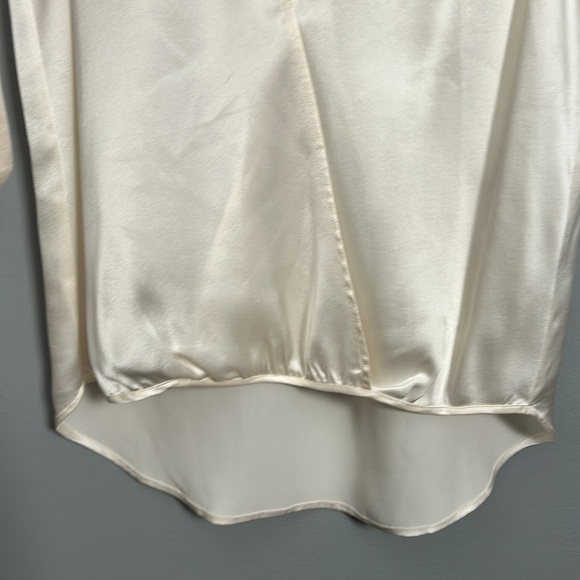 MICHELLE MASON Satin Tie Neck Blouse Ivory size 4- EUC - Picture 9 of 15